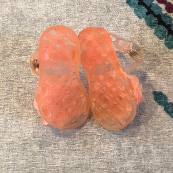 Carter’s Flower Jellies - Picture 2 of 3